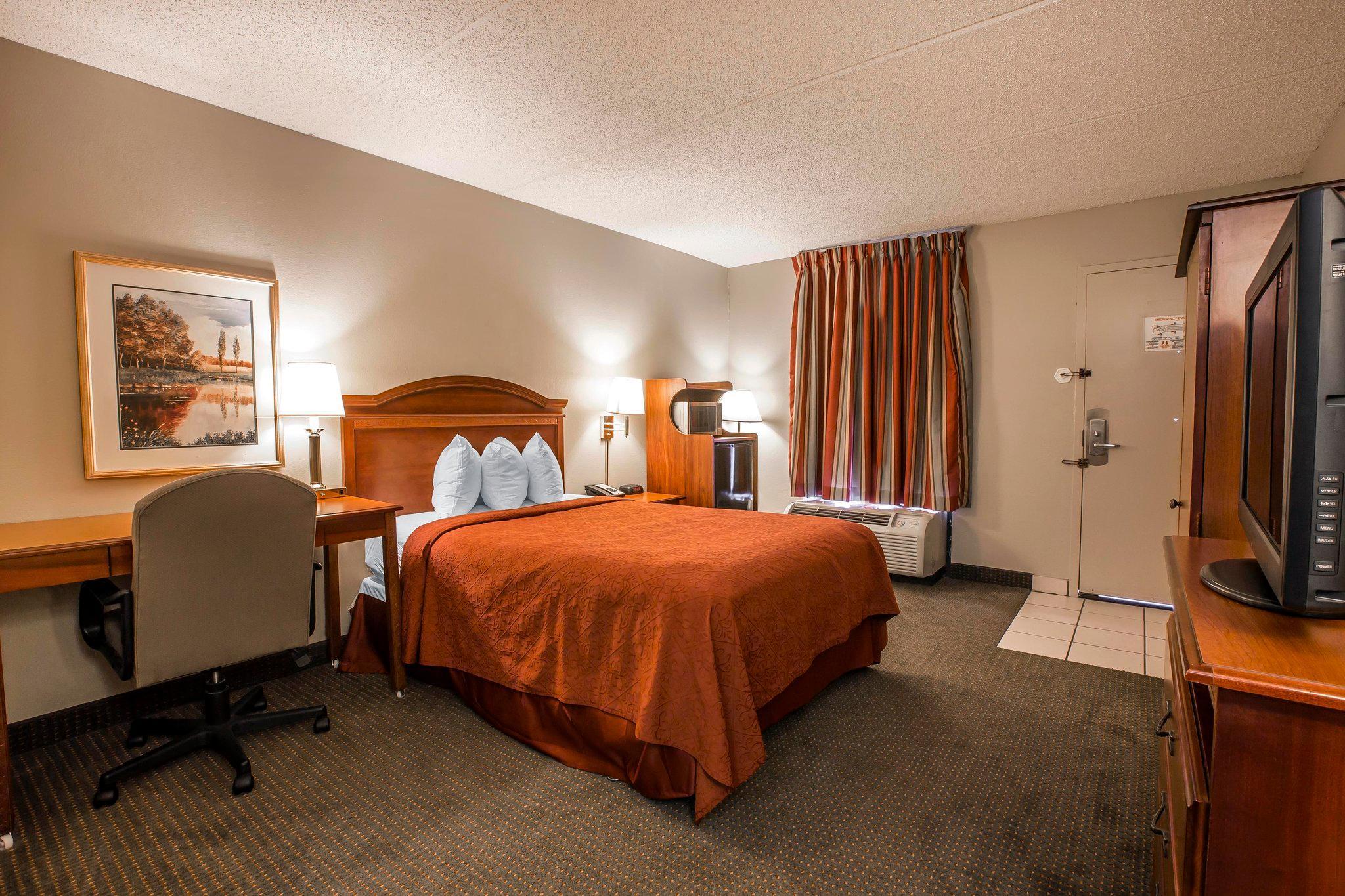 Quality Inn Airport - Southeast Irondale Exterior foto